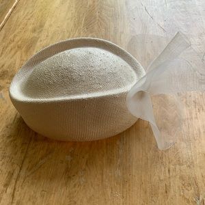 Vintage Ladies Pillbox Hat Eaton woven
